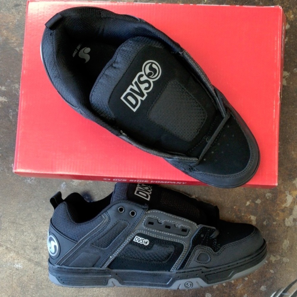 DVS Comache Black reflective Charcoal Nubuck